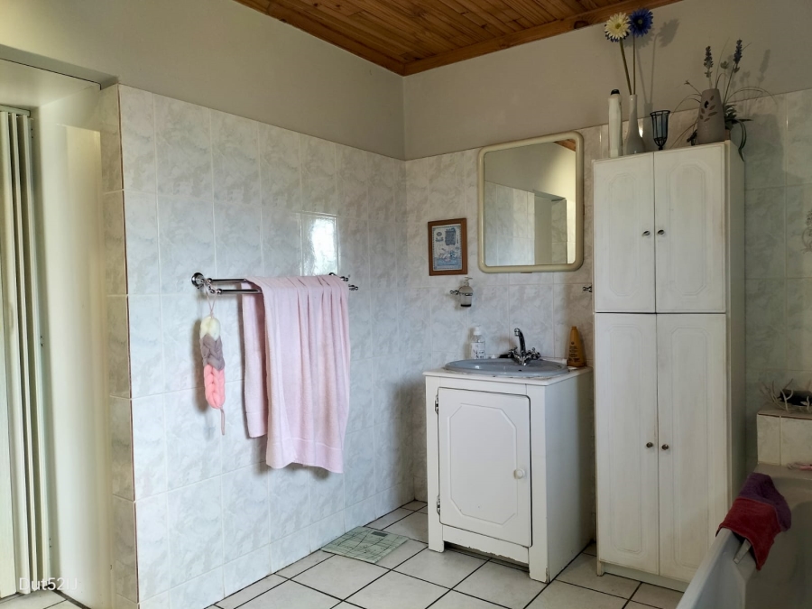 4 Bedroom Property for Sale in Fraaiuitsig Western Cape